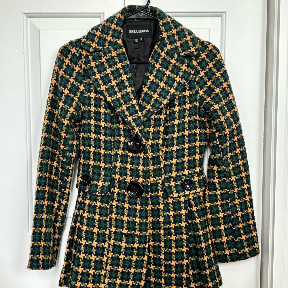 Beta House Women's Plaid Jacket